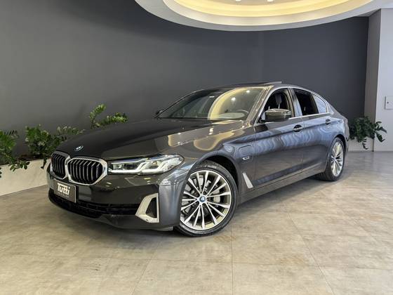 BMW 530e 2.0 16V TWINPOWER HÍBRIDO LUXURY AUTOMÁTICO BMW 530e 2.0 16V TWINPOWER HÍBRIDO LUXURY AUTOMÁTICO